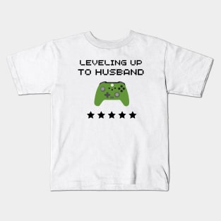 Leveling Up to Husband New Husband Gamer Gift Kids T-Shirt